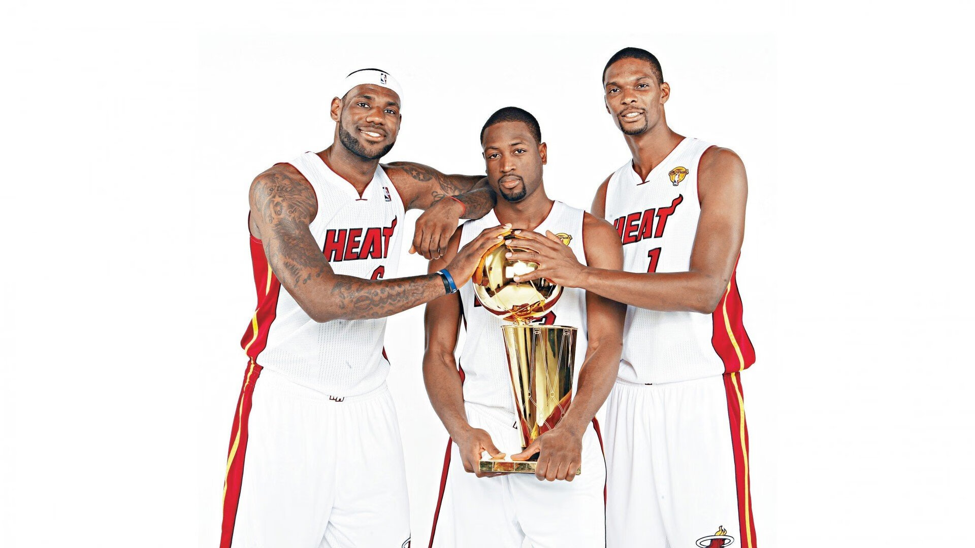 梅西率队轻松取胜，巴萨升至积分榜第三，梅西高薪续约巴萨